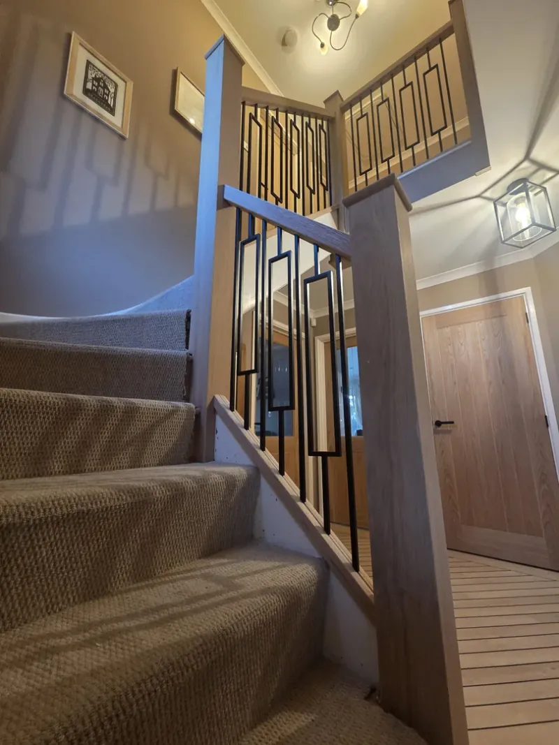 Bespoke Art Deco Staircase - image 5